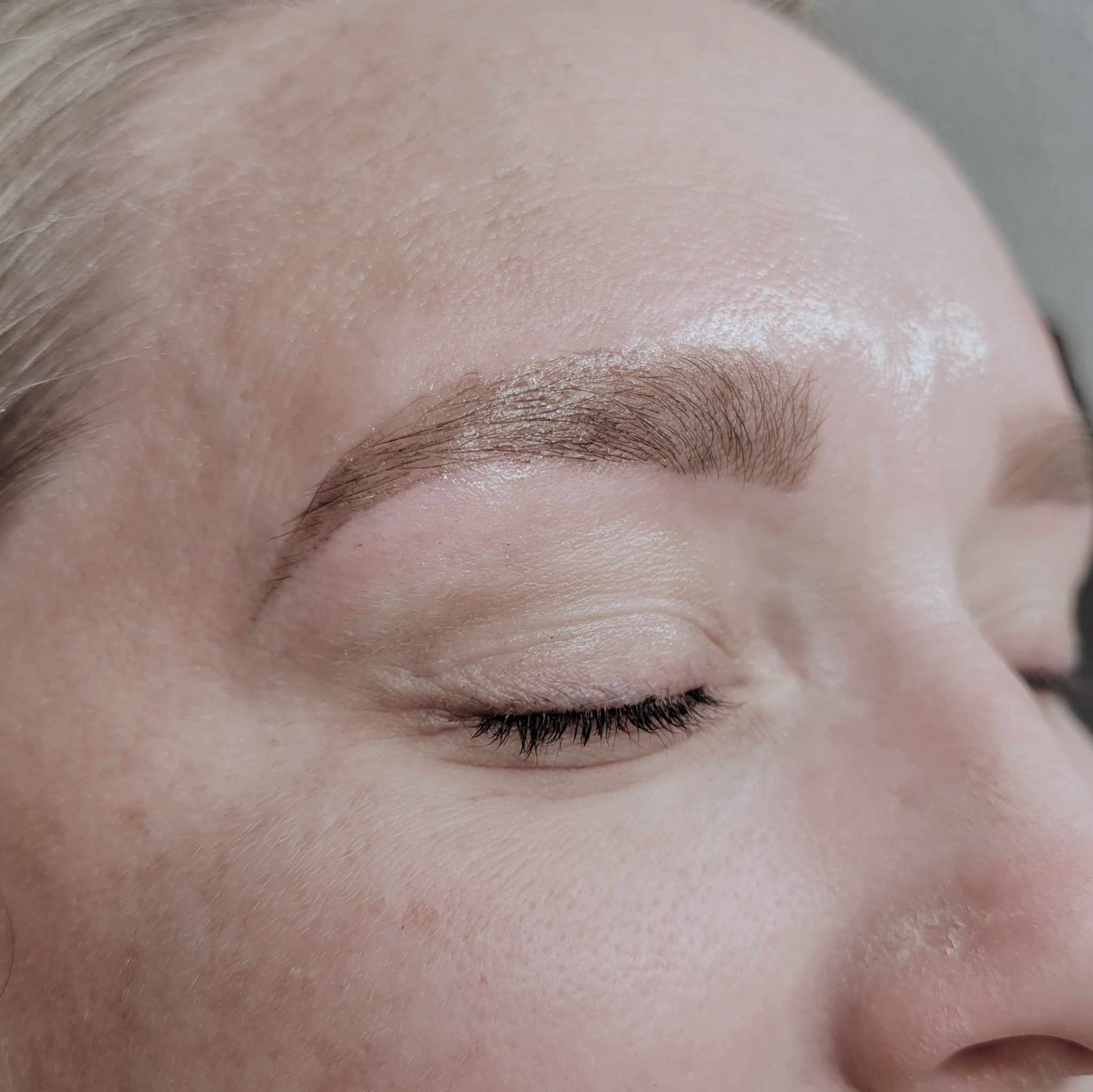 Brow Tint
