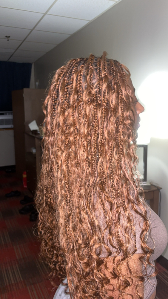 Short Bohemian Knotless (shoulder ) at Aaliyah’s Creations in Manchester, NH