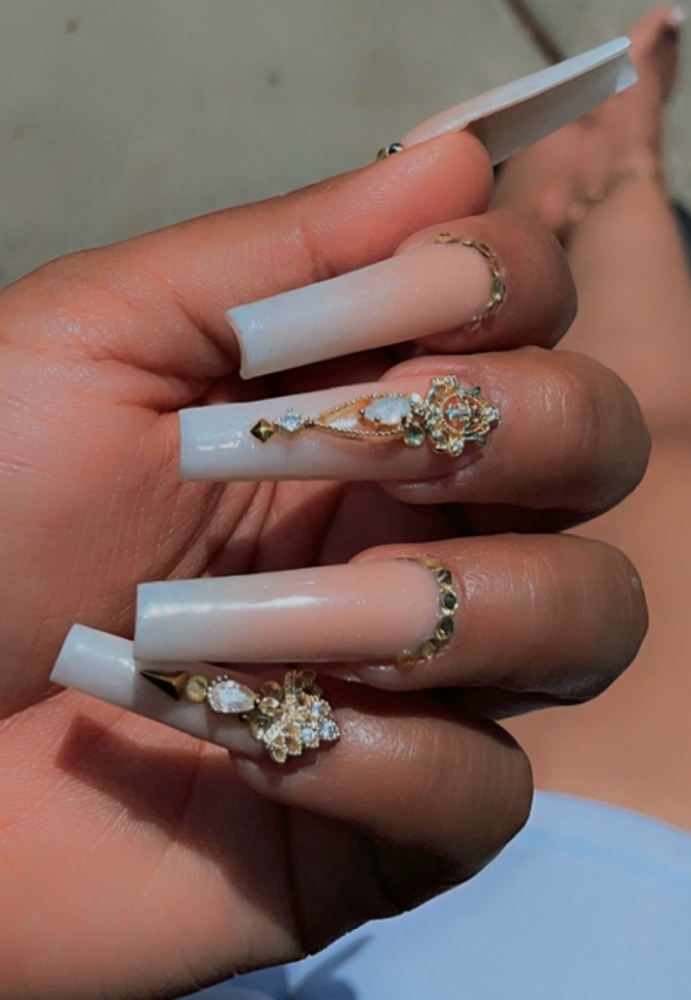 ombre set at SEXXY NAILS (STUDIO) in Cleveland Heights, OH