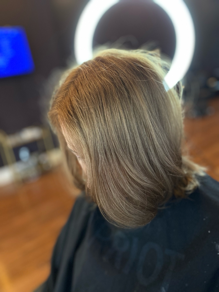 Partial Highlight, Shampoo & Style