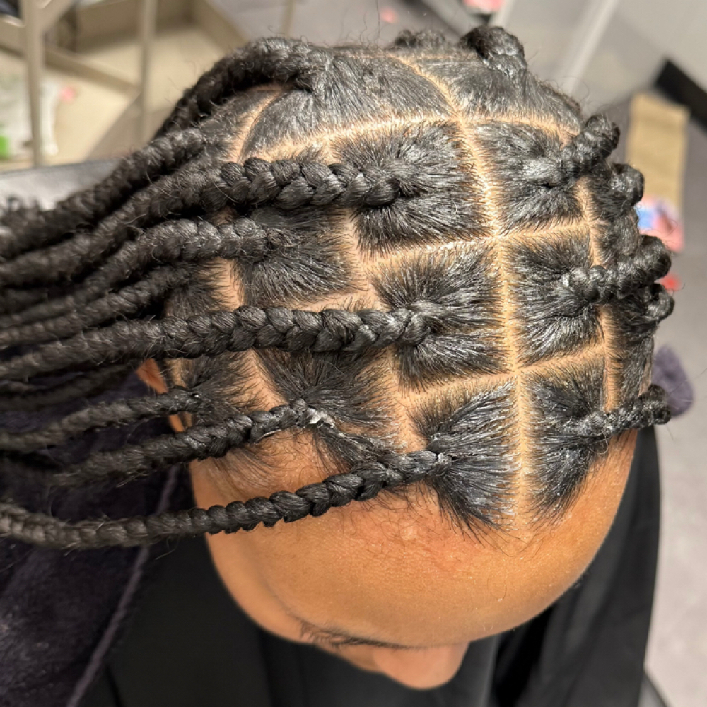 Large knotless midback at Yunis hair braiding in Belleville, MI