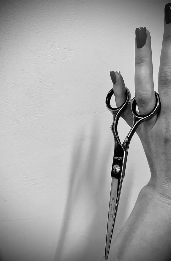 Scissor Cut