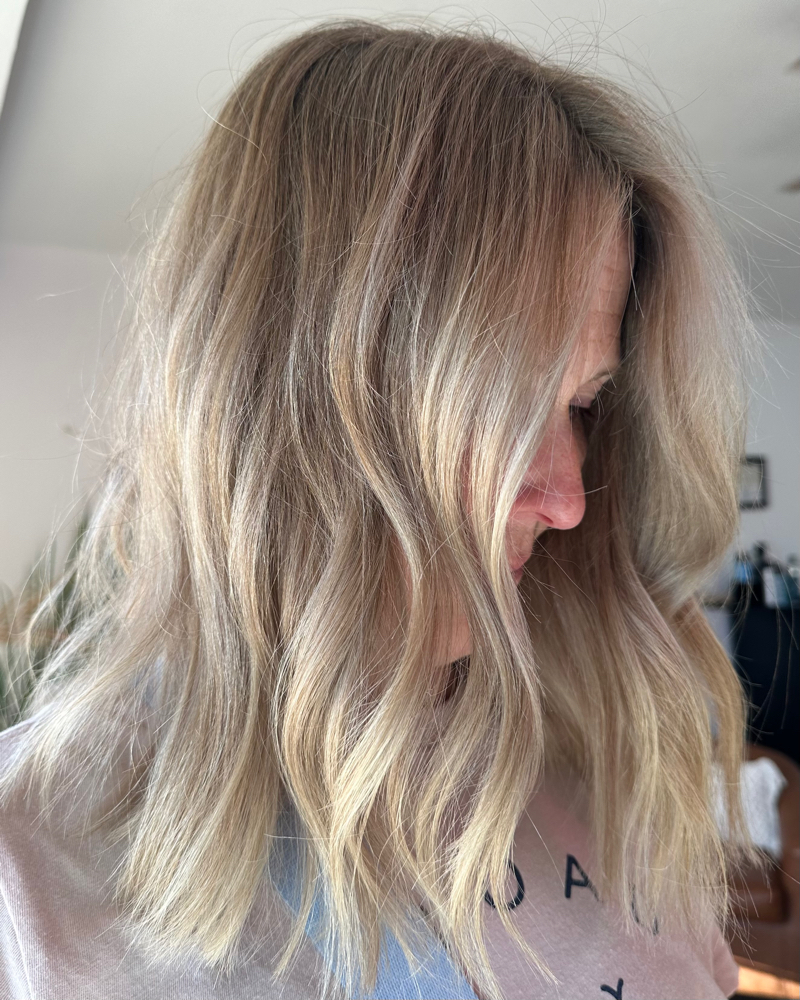 Shampoo Blow Dry