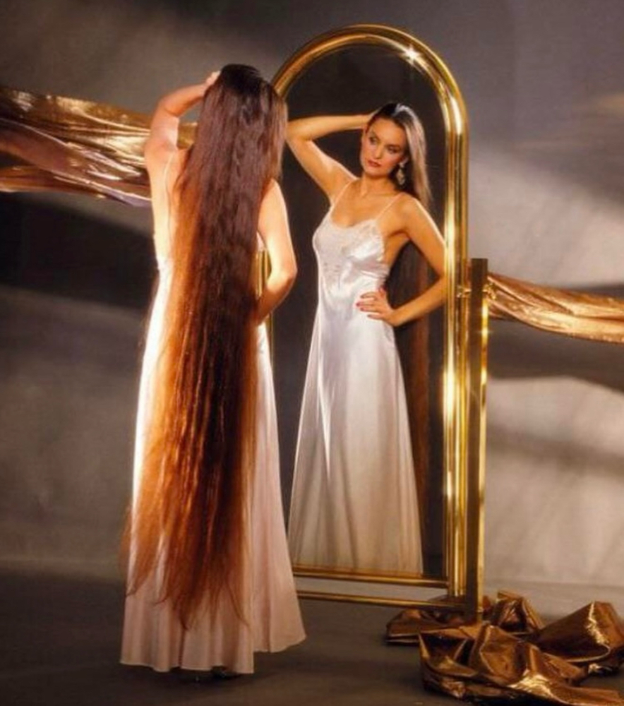 CUT & STYLE W/ GLOSS at Sins of New York in New York, NY