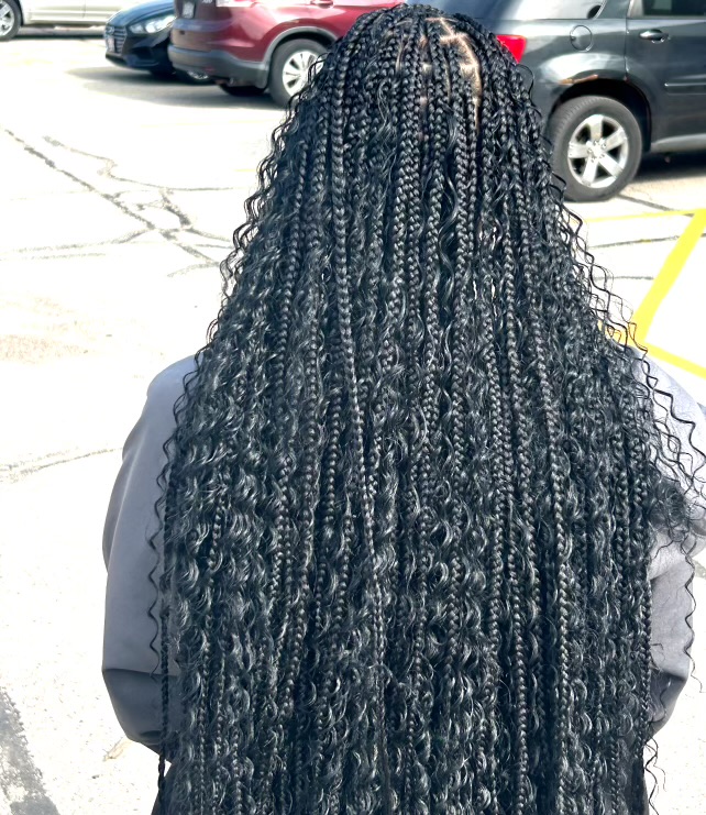 Boho Knotless Braids at DEE3 STYLEZ in Milwaukee, WI