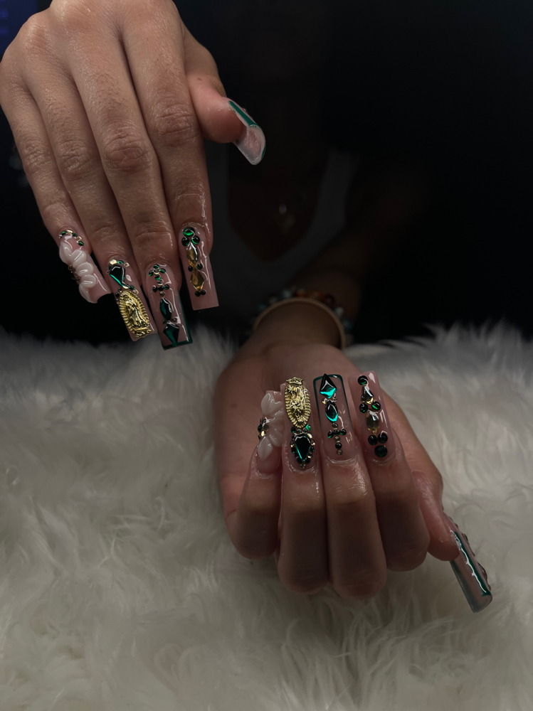 Junk Nail Sets at Kahididthatt in Columbia, SC