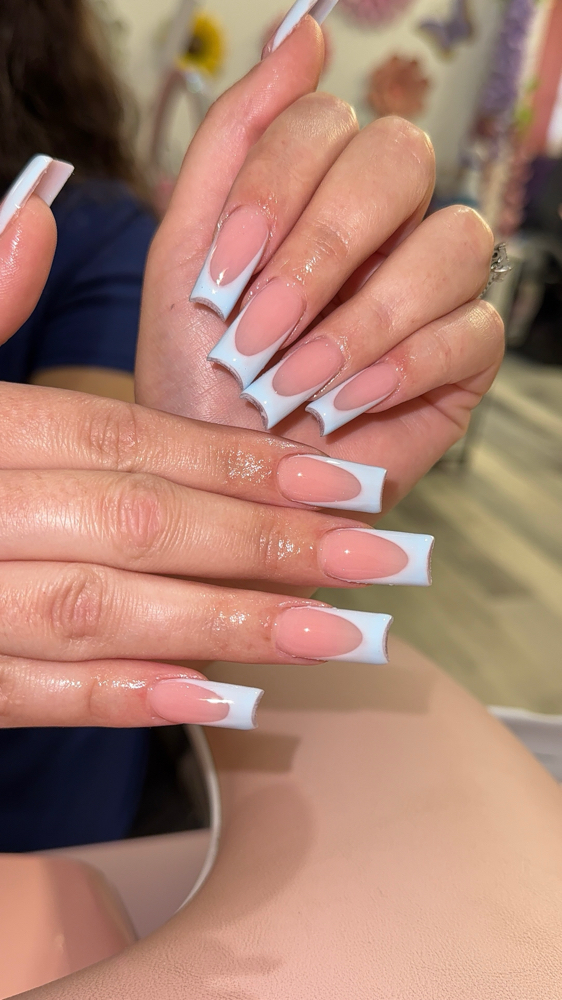 Medium french tip