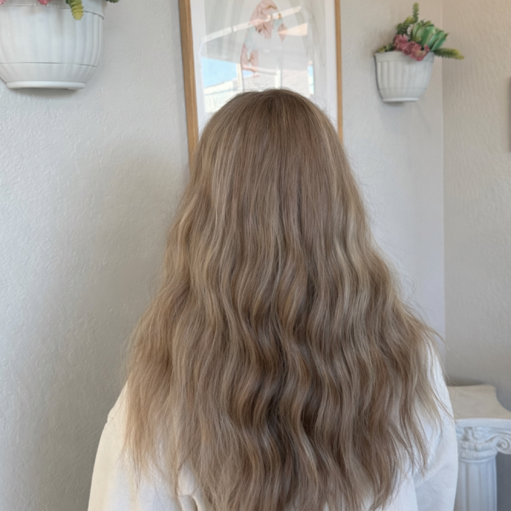 Wash & Style at Mikayla Smith in Grantspass, OR
