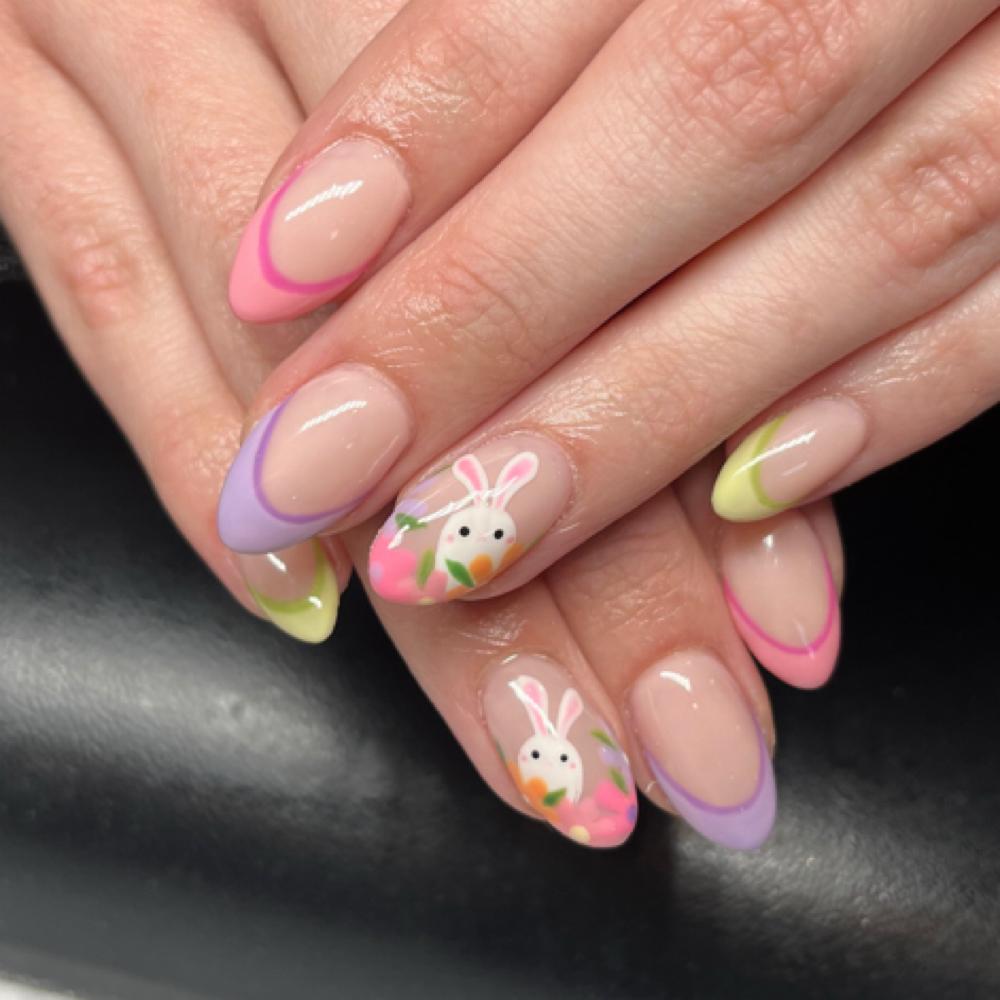 Level 2 Design at Raye Nails in Maumee, OH