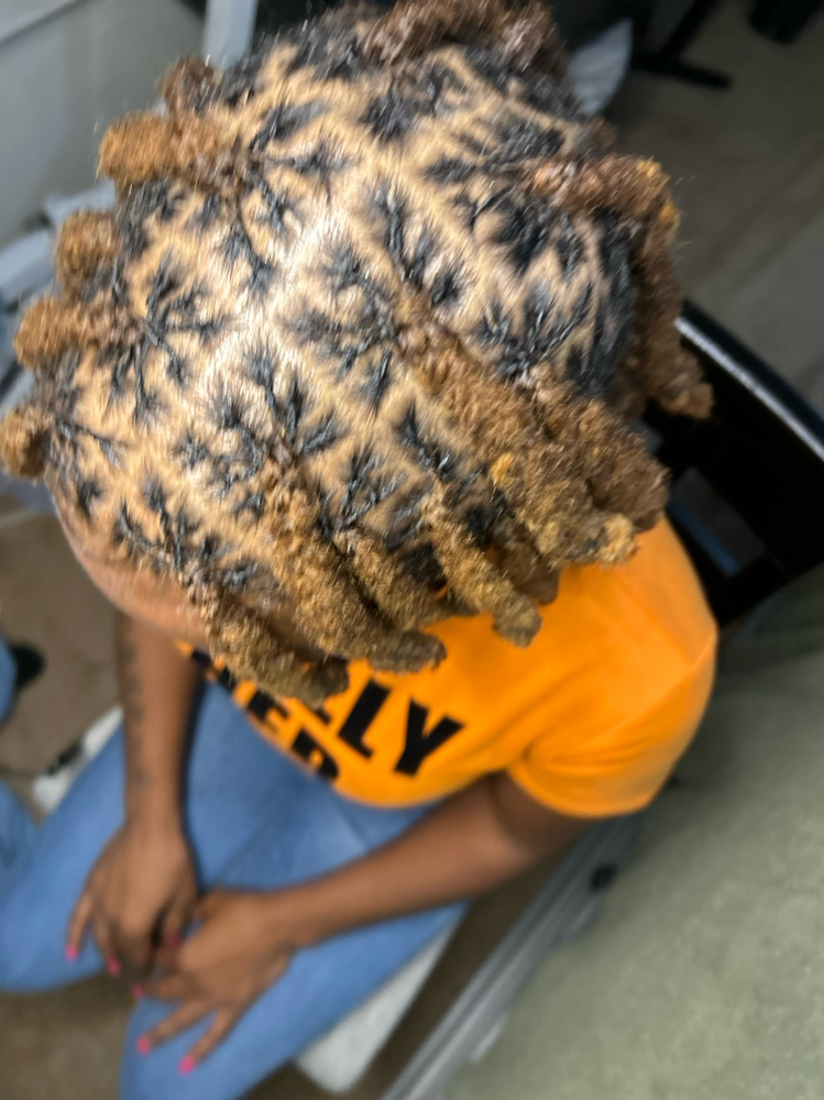 SisterLoc /Micro Loc retie at Ayo Locs N Braids in Charlotte, NC