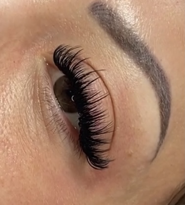 Wispy Volume Full Set 🩷