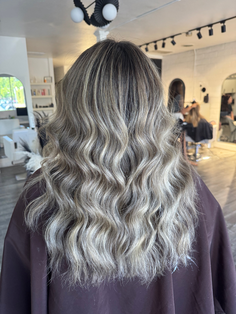 CUSTOMIZED COLOR