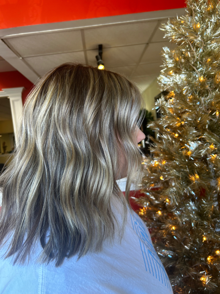 DIMENSIONAL BRUNETTE