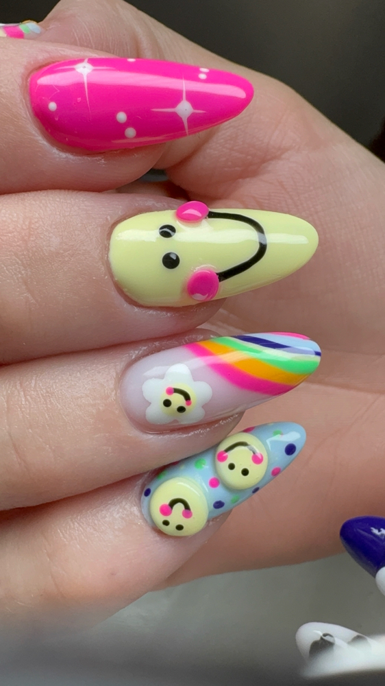 Disrño Con Pincel En Gel