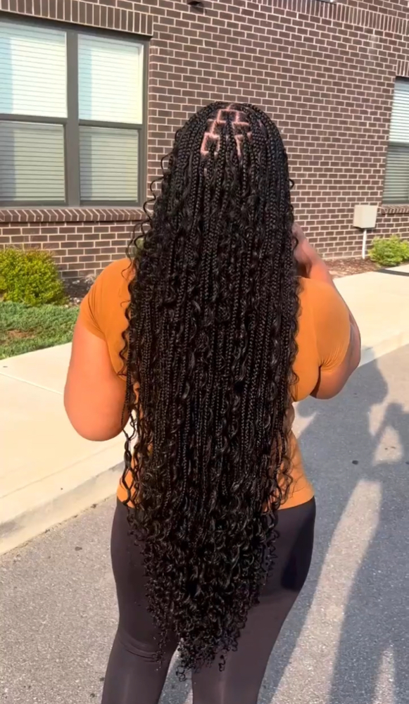 Small Knotless Braids