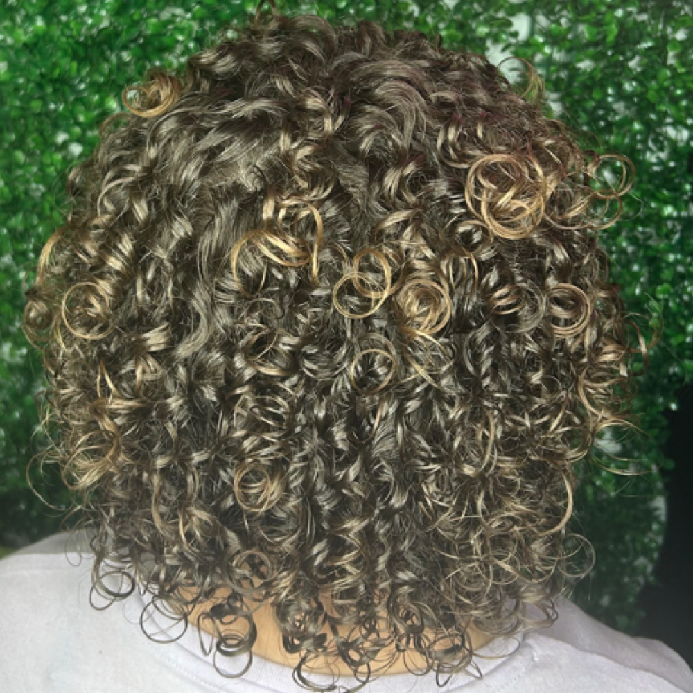 Curly Maintenance Service ➰ at EOS Botanica in Pembroke, NC