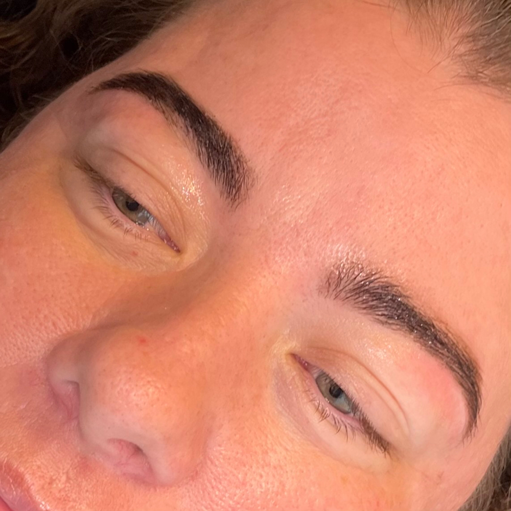 Brow Wax & Tint