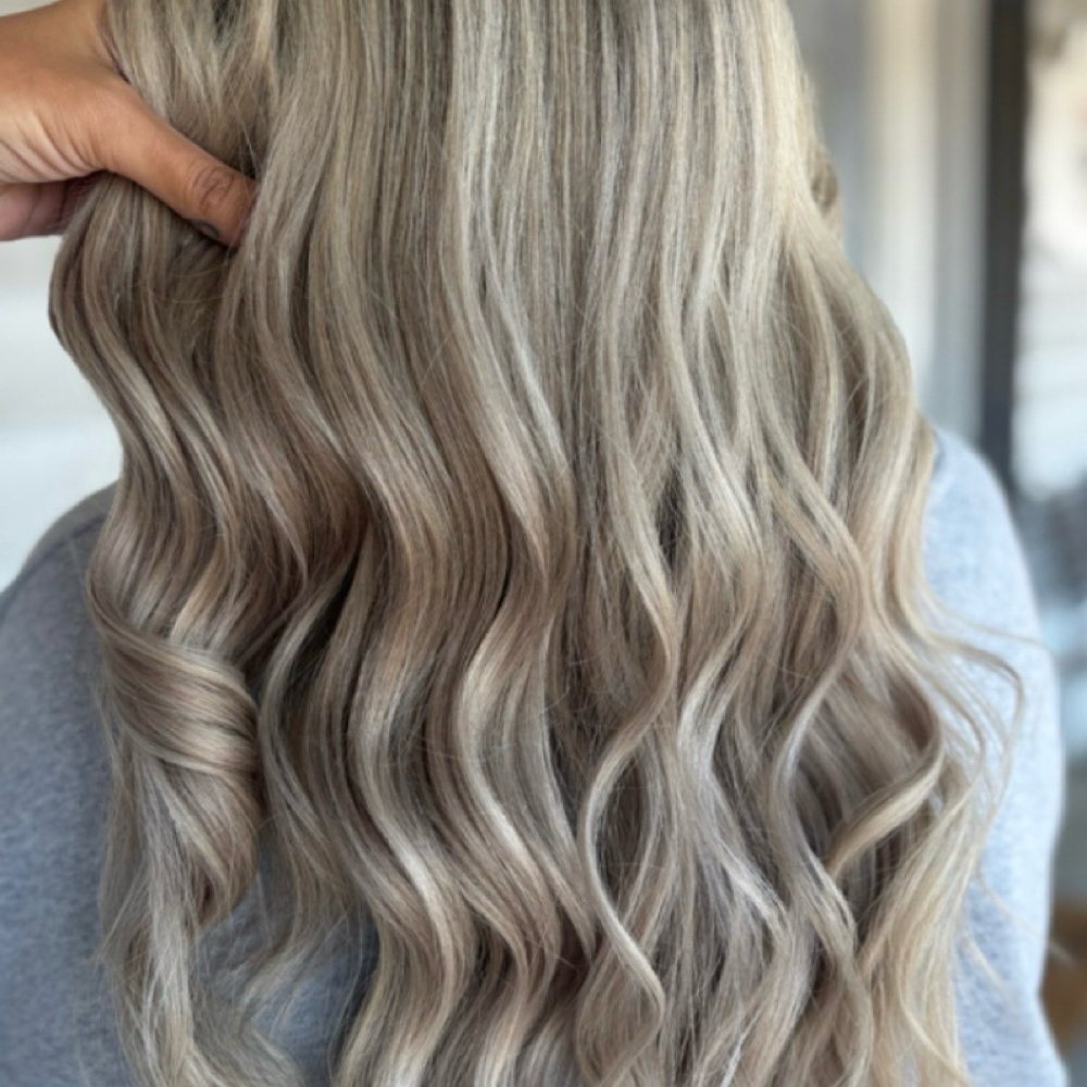 Full Blonding/ Lived In at Courtney Ward @ Pretty Poison Beauty Parlor in Johnson City, TN