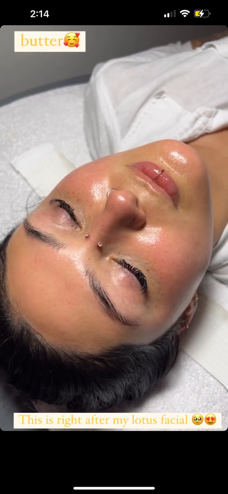 Signature Facial