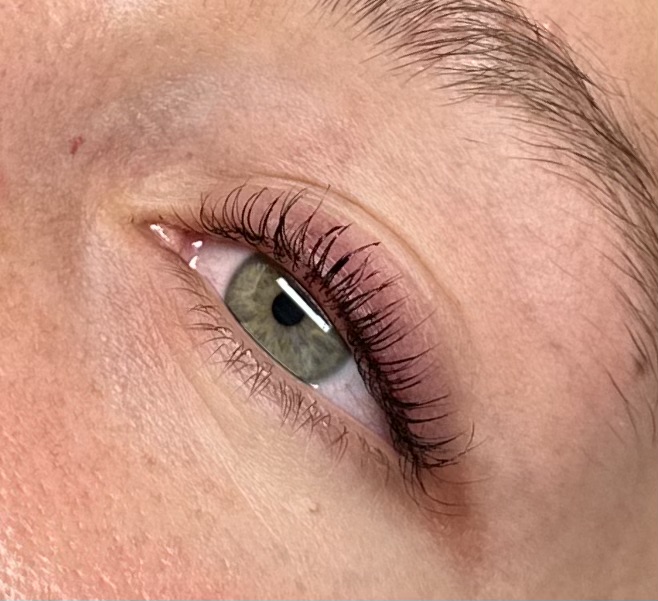 Lash Lift And Tint