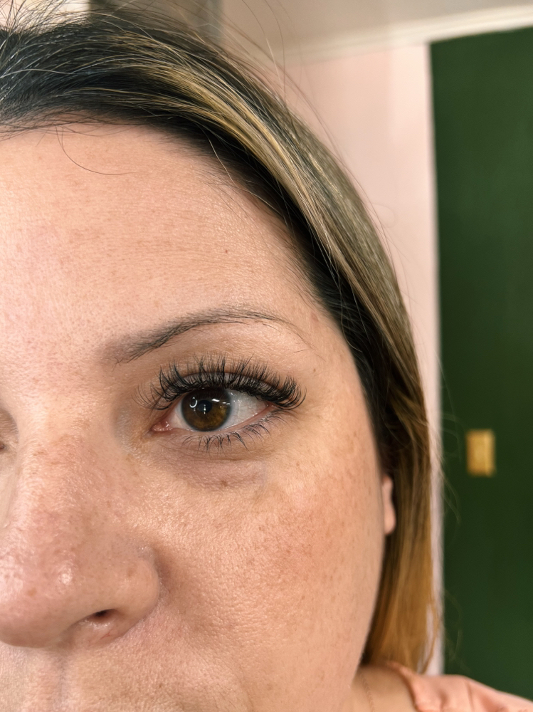 Hybrid Full Set at LuxxLashandBrows in Fort Smith, AR