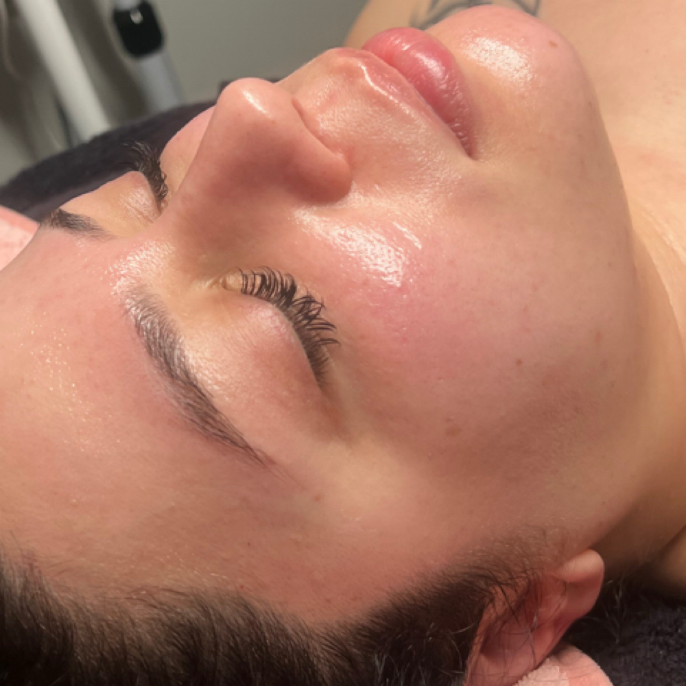 Deluxe Glass Skin Facial at Elite Beauty And Beyond in Worth, IL