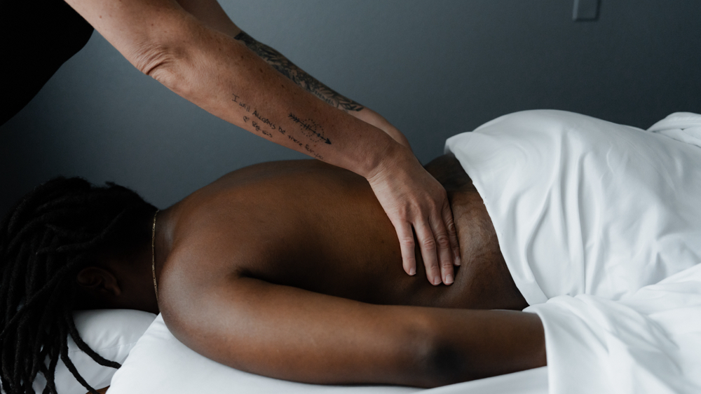 120 Min. Massage & Reflexology