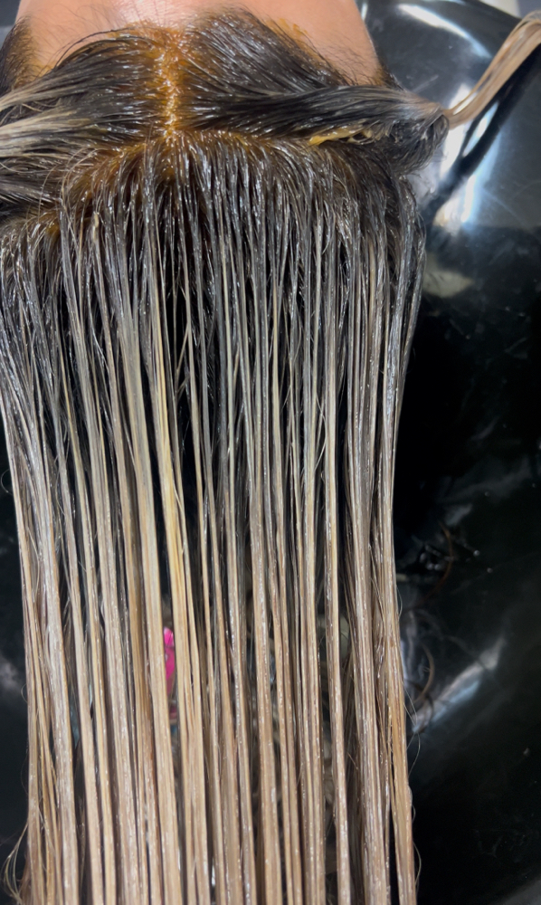 Root Shadow at Juli Phillips | Blonde Boss in Valencia, CA