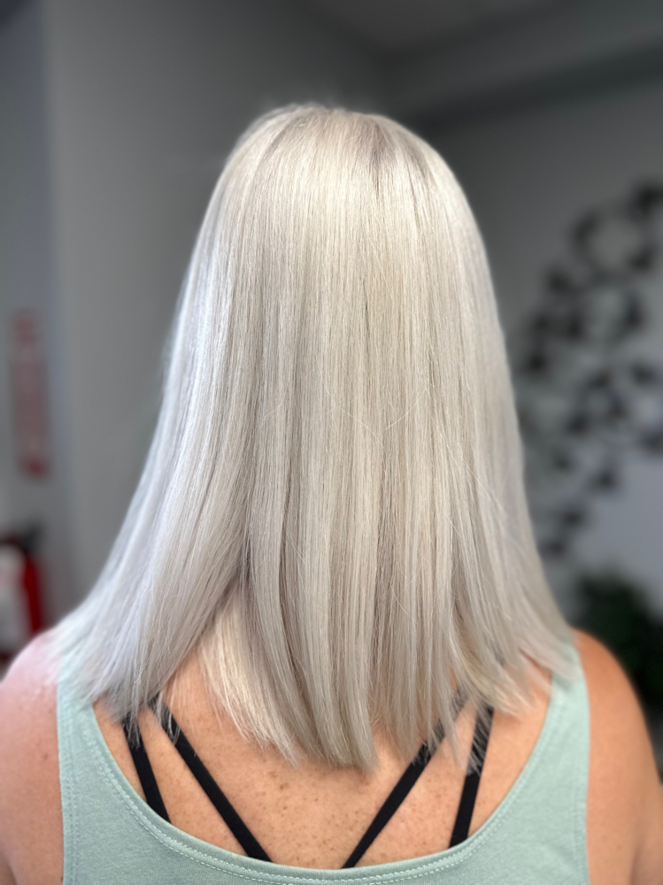 Bleach Retouch at Hair by Maresa in Summerland Key, FL