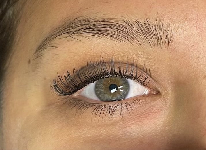 Full Set of Classic Lashes