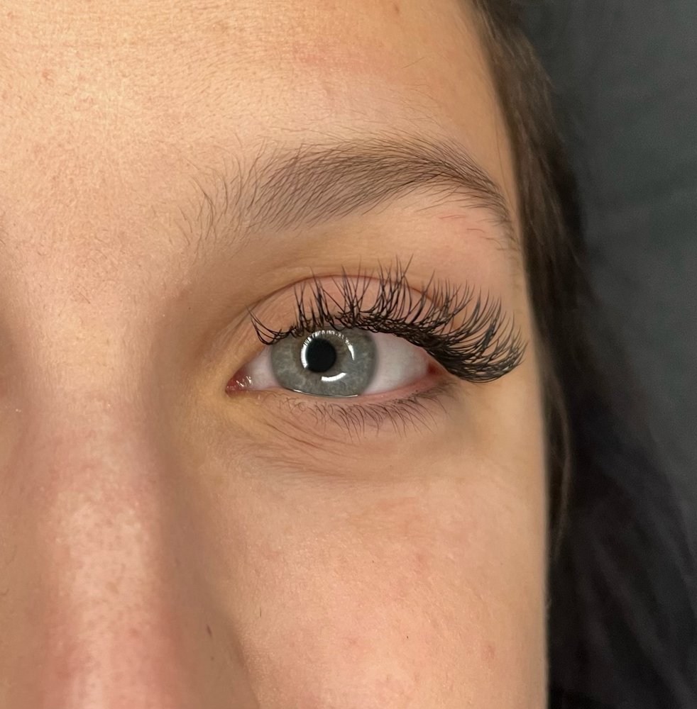 Classic Full Set Lash Extensions