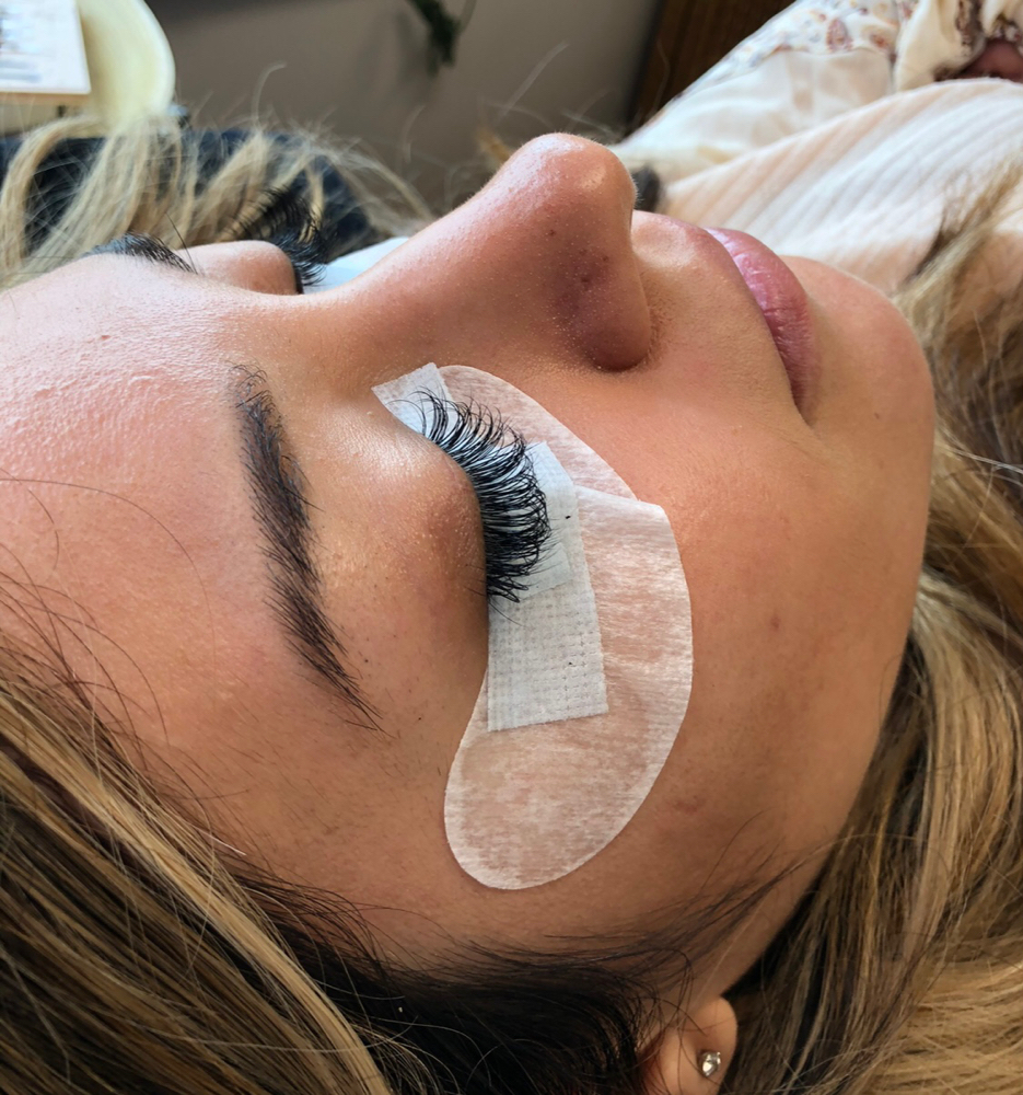 Classic Lash Full Set