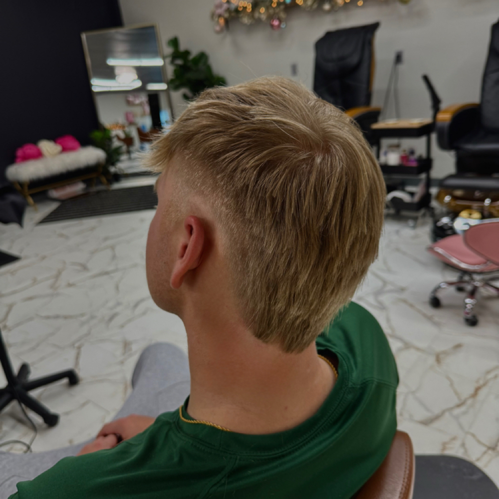 Men’s Cut at ReVibe- A Beauty District in New Philadelphia, OH