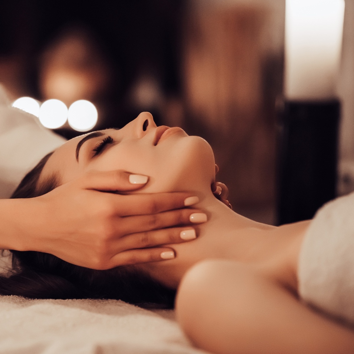 Microcurrent Relaxing Face Massage at The Facialist in Lima, OH