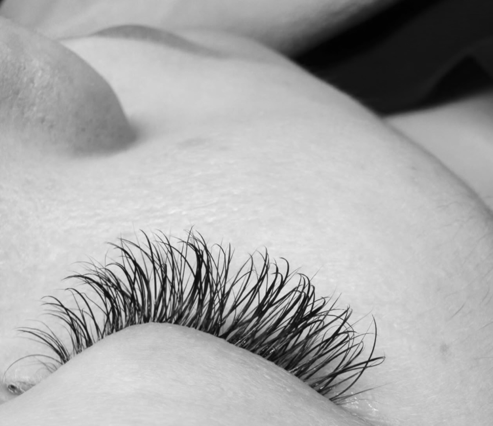 Lash Extensions - Classic Full Set