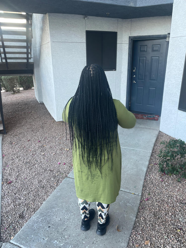 Small Knotless Braids