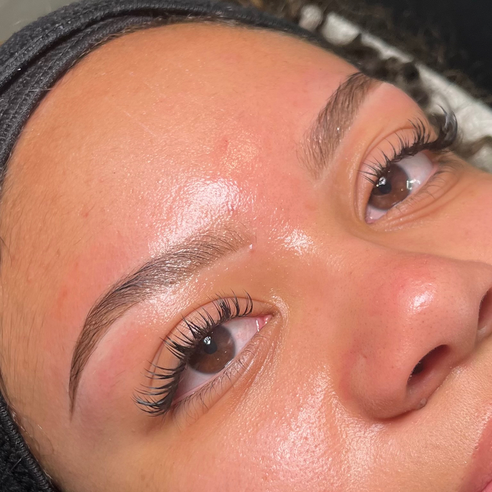 Brow Wax + Hybrid Tint