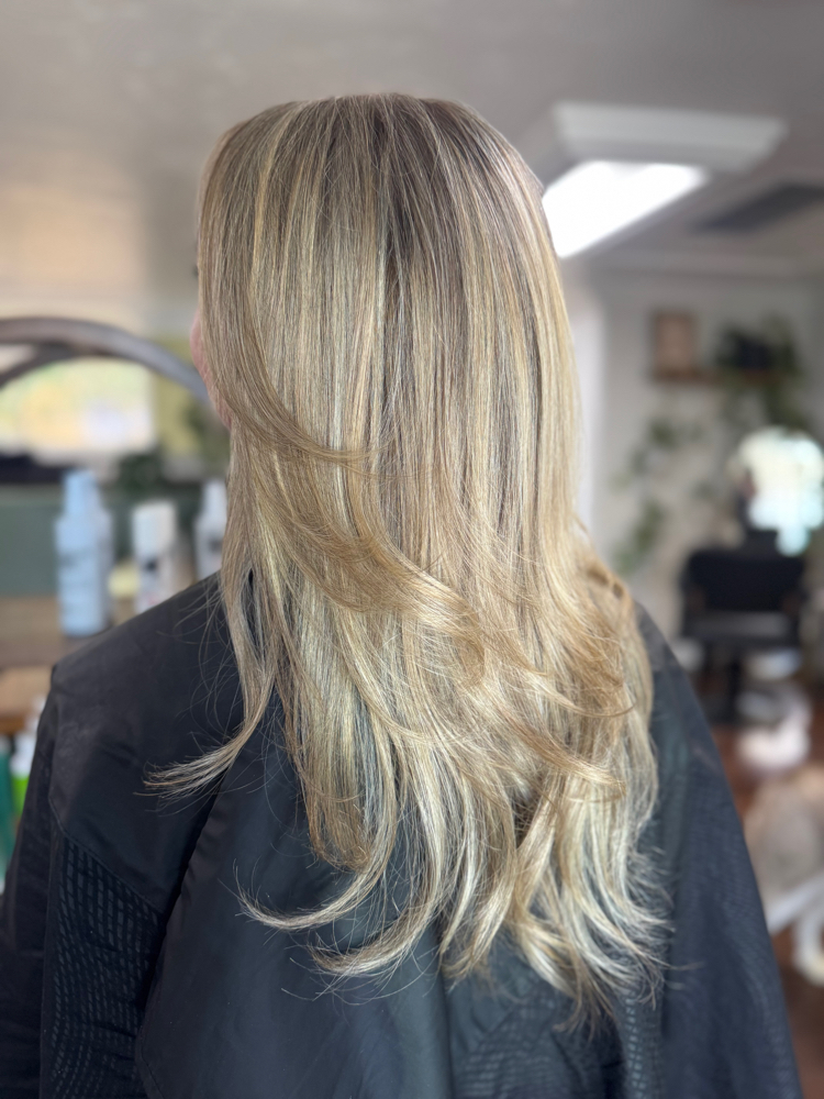 Full Highlight/Overall Blonding