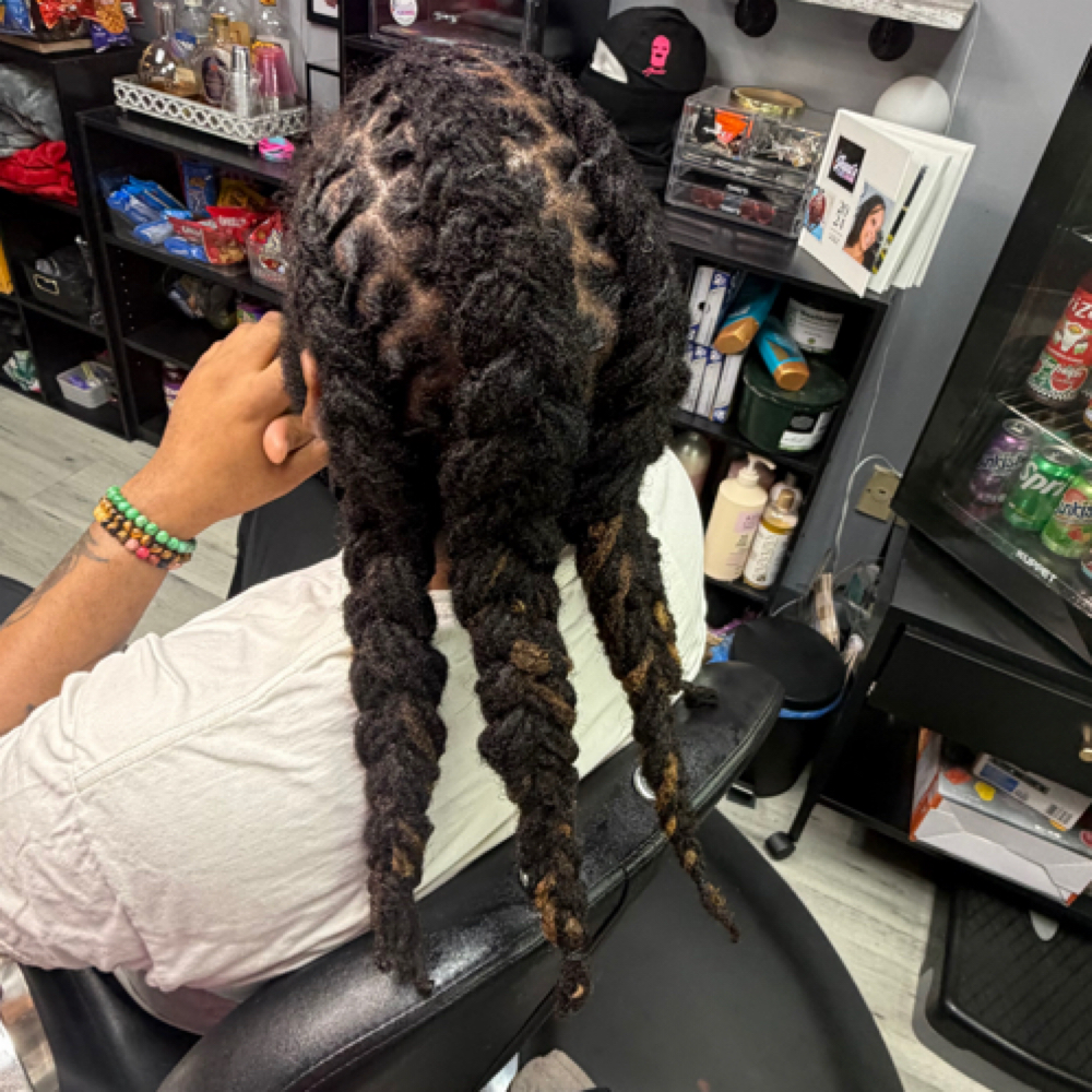 Wash/Retwist/Cornrows at Jessi's Place Locs And More in Montgomery Village, MD