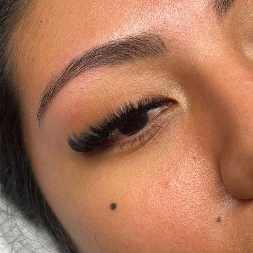 Volume Set at Glamour Girls in River Grove, IL