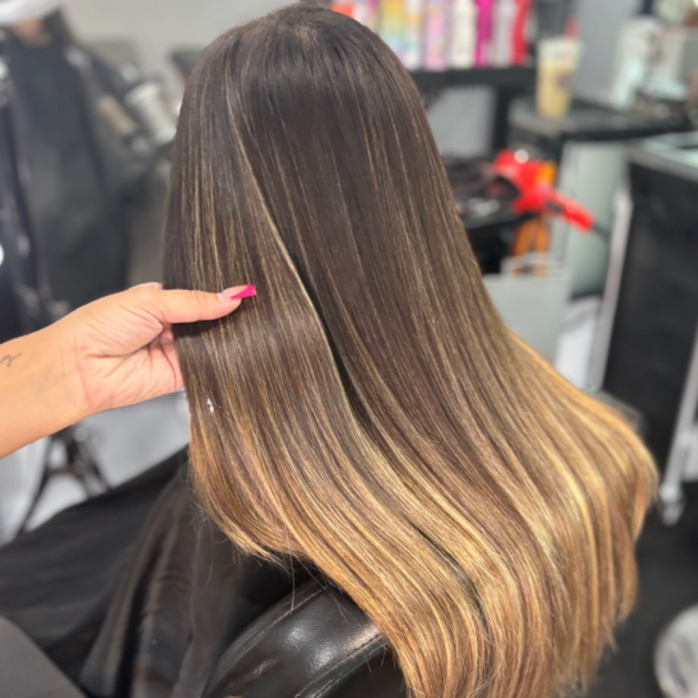 Wash/Blowout/Style at Glam by Jozie in Waxahachie, TX