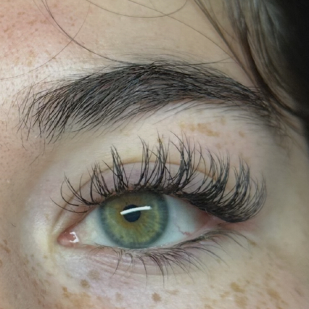 Wet Lash Set at belle âme salon in Comer, GA