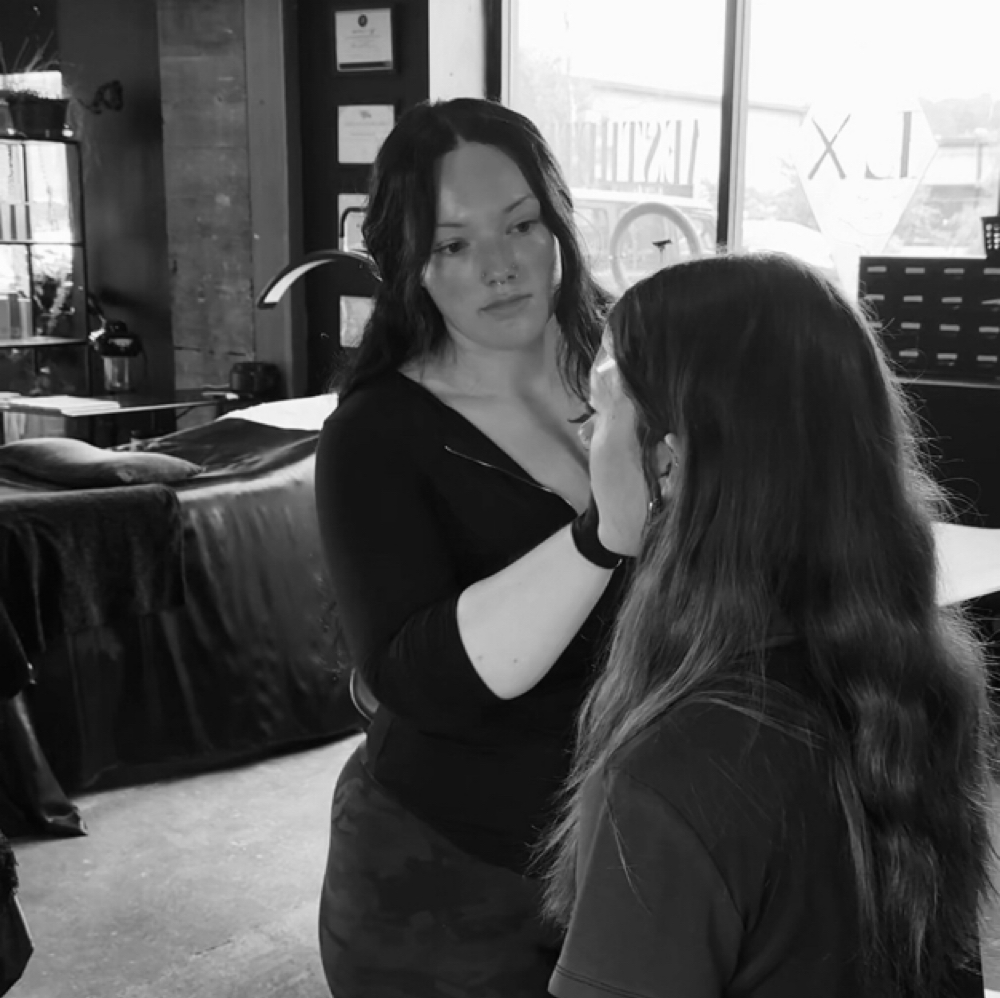 Brow Consult at Roziinks LLC in Seattle, WA