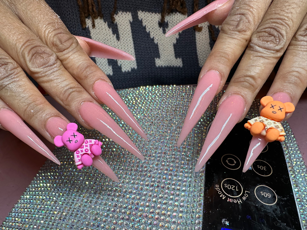 Xl Nails at Mercedes Stanley in Columbus, OH