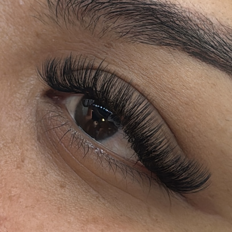 Hybrid Lash Extensions