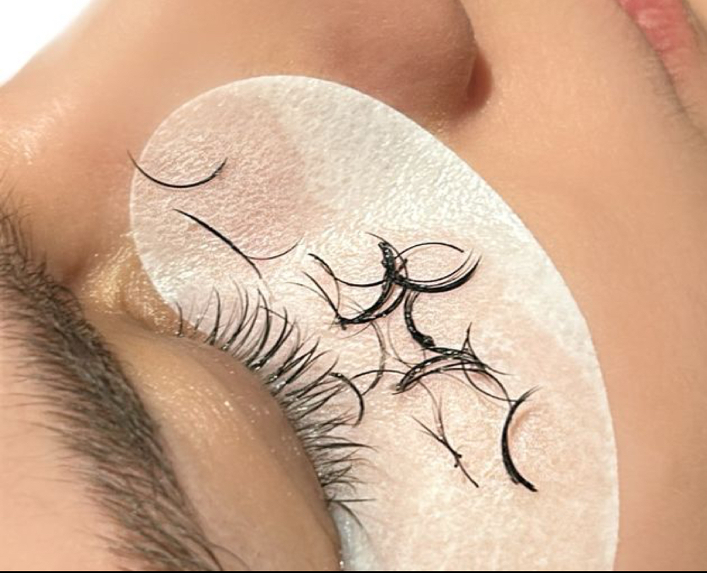 Lash removal