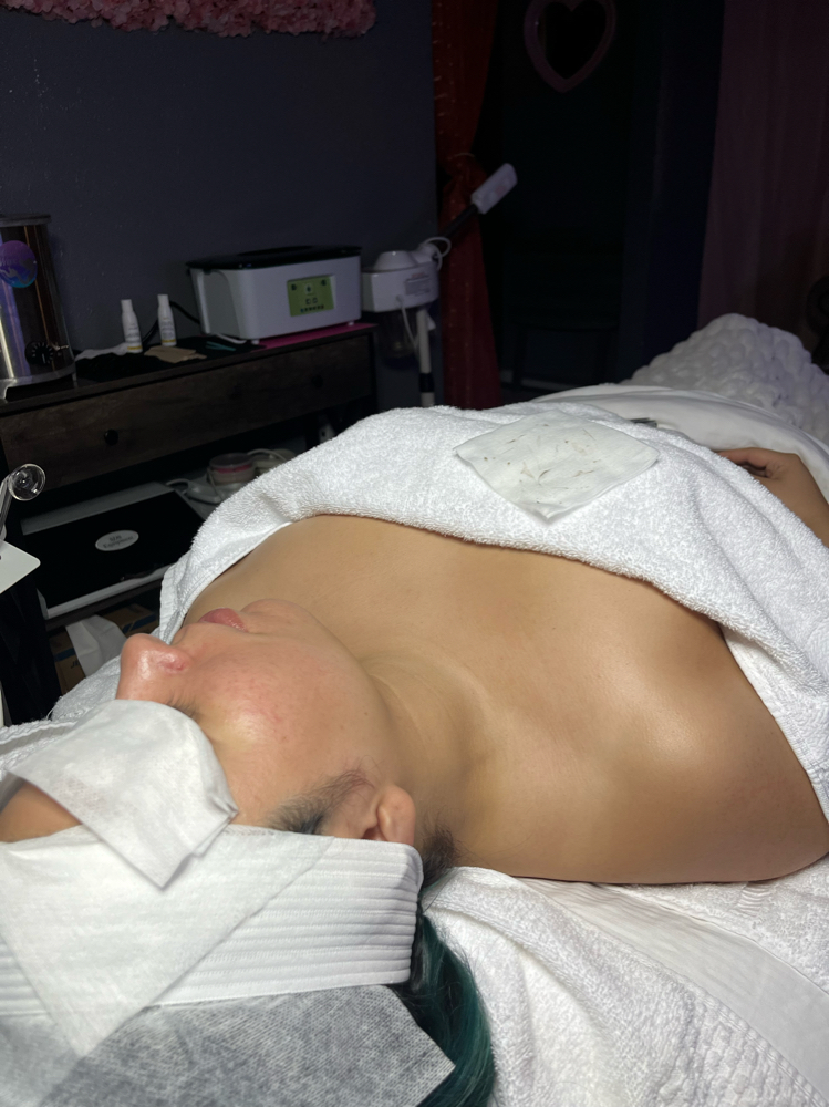 Deep In the Bubble Facial