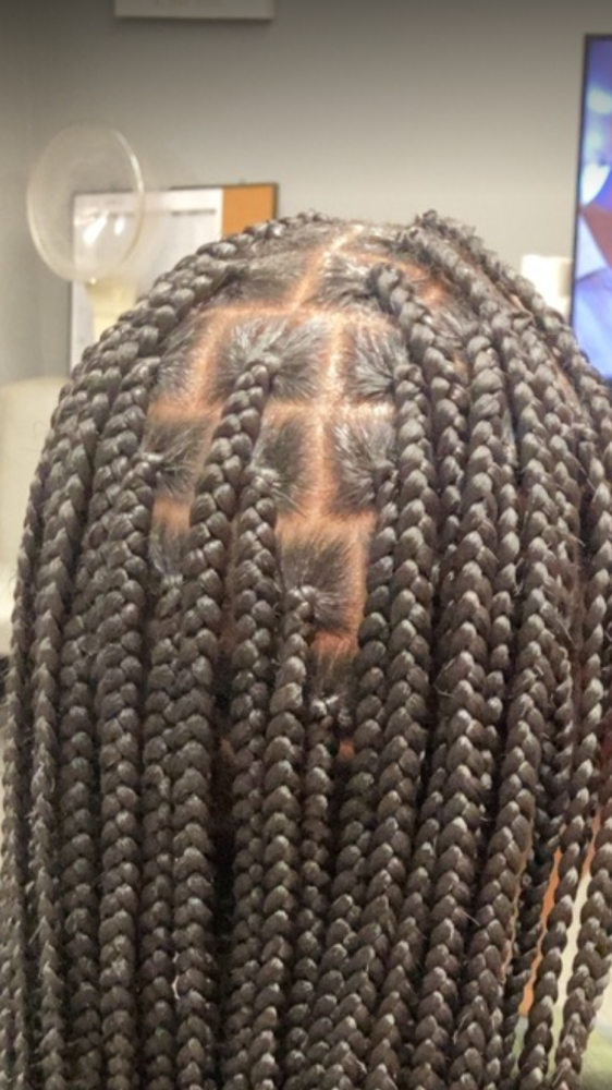 Medium Knotless
