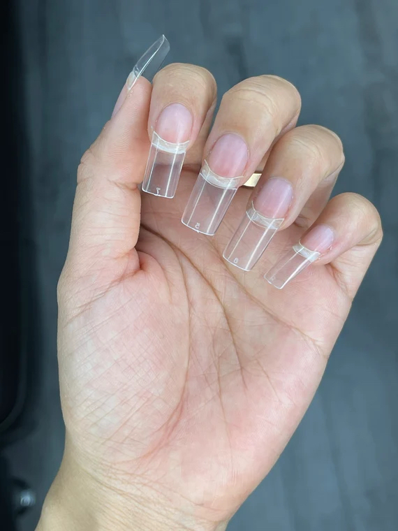Nail extension/tips