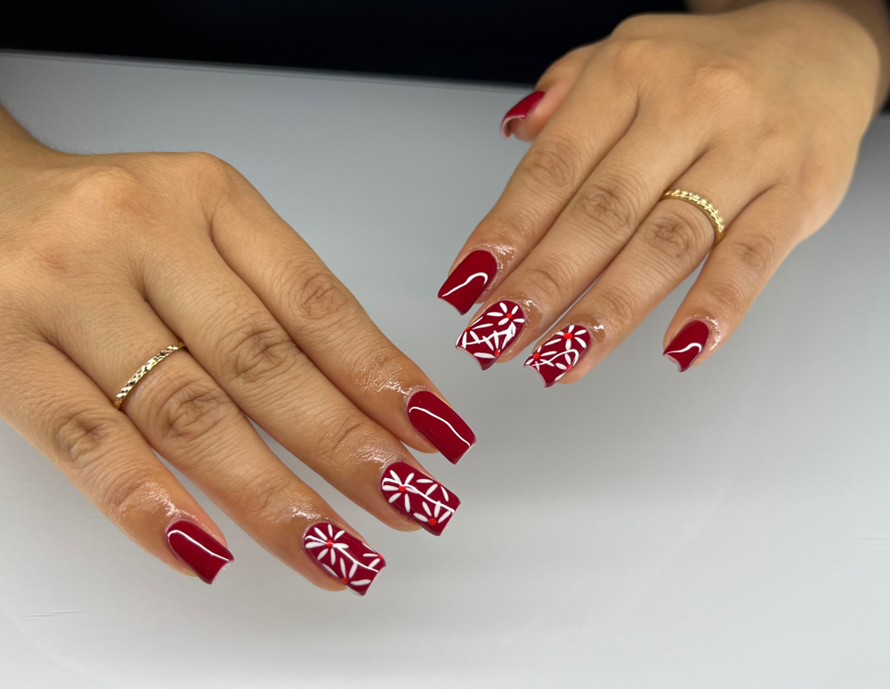 STRUCTURE MANICURE